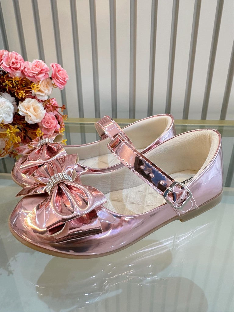Sapatinho Infantil Rosa Metalizado Com Lacinho e Strass