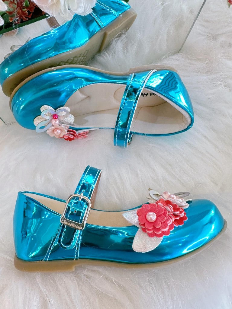 Sapatinho Metalizado Turquesa Para Festas e Looks Casuais