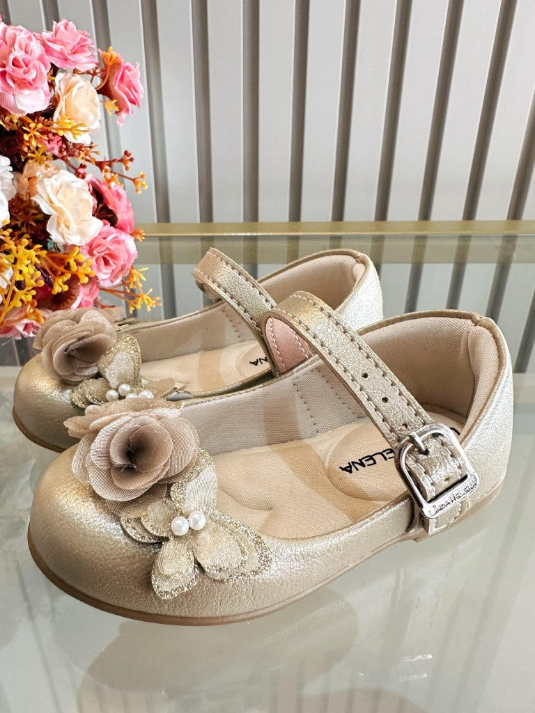 Sapatinho Infantil Dourado Fosco Com Aplique de Borboletas e Flores