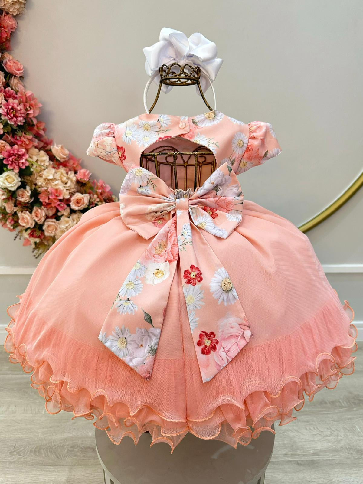 Vestido Infantil Salmão com Saia de Babados e Busto Florido em Strass