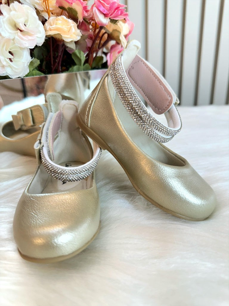 Sapatinho Infantil Rose Metalizado com Tiras de Strass e Aplique de Lacinho
