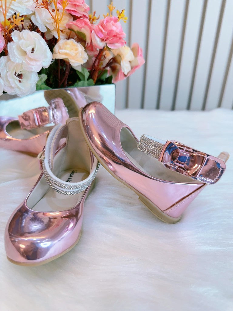 Sapatinho Infantil Rose Metalizado com Tiras de Strass e Lacinho