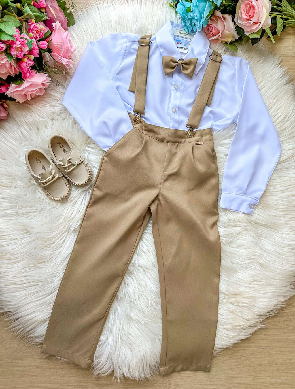 Conjunto Social Branco com Calça Oxford e Gravata Marrom Castor
