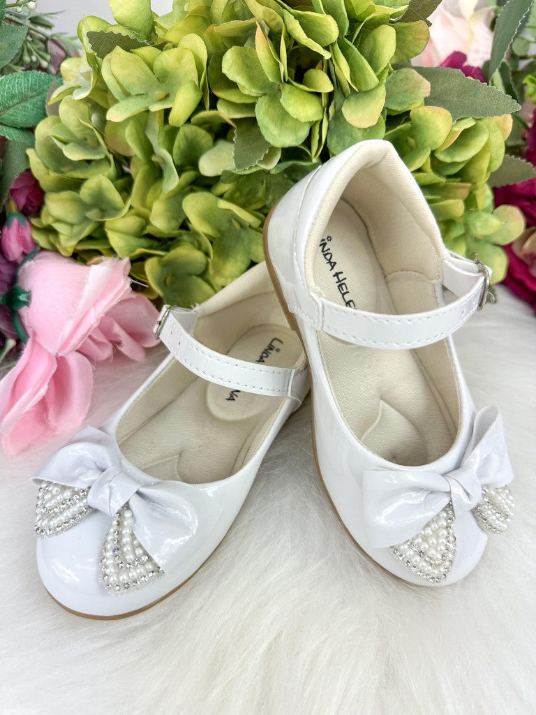 Sapatilha Branca com Pérolas e Strass para Daminhas
