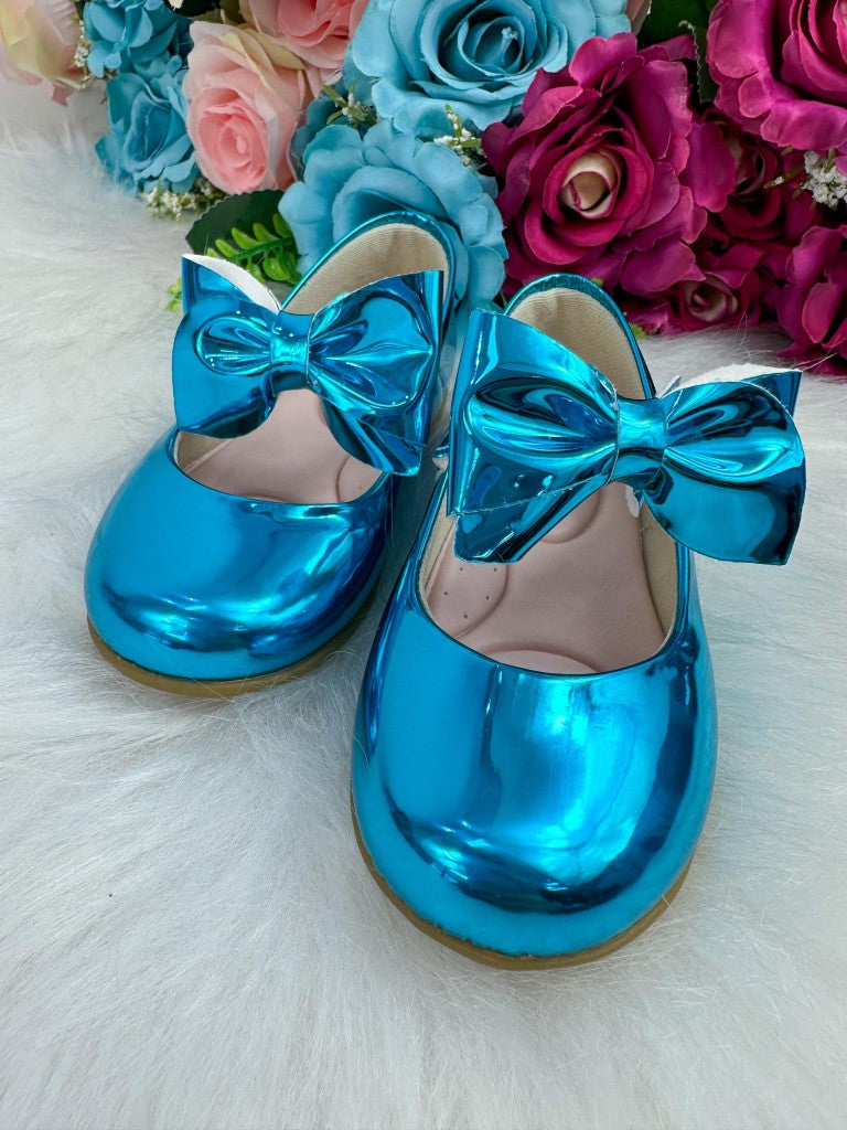 Sapatilha Azul Metalizado Com Laço Removível Para Meninas
