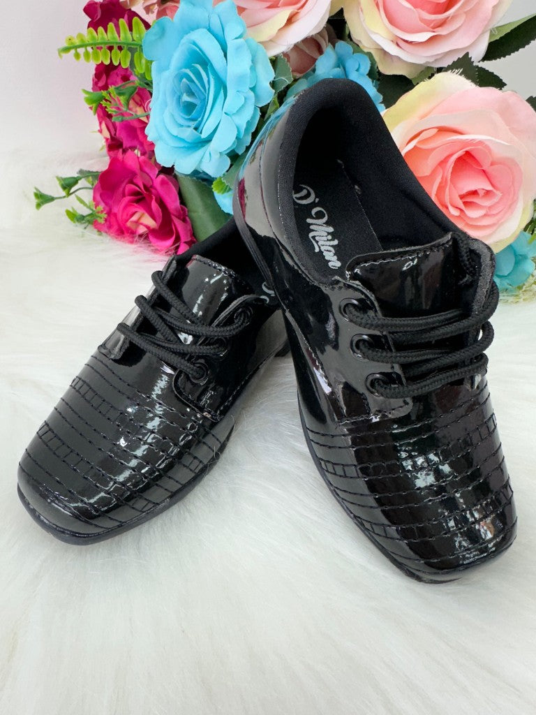 Sapato Social Preto Verniz para Crianças com Estilo Clássico