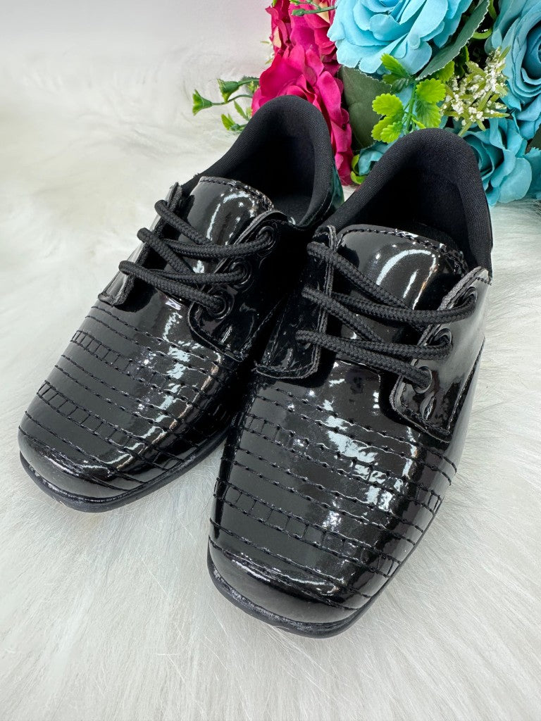 Sapato Social Preto Verniz para Crianças com Estilo Clássico