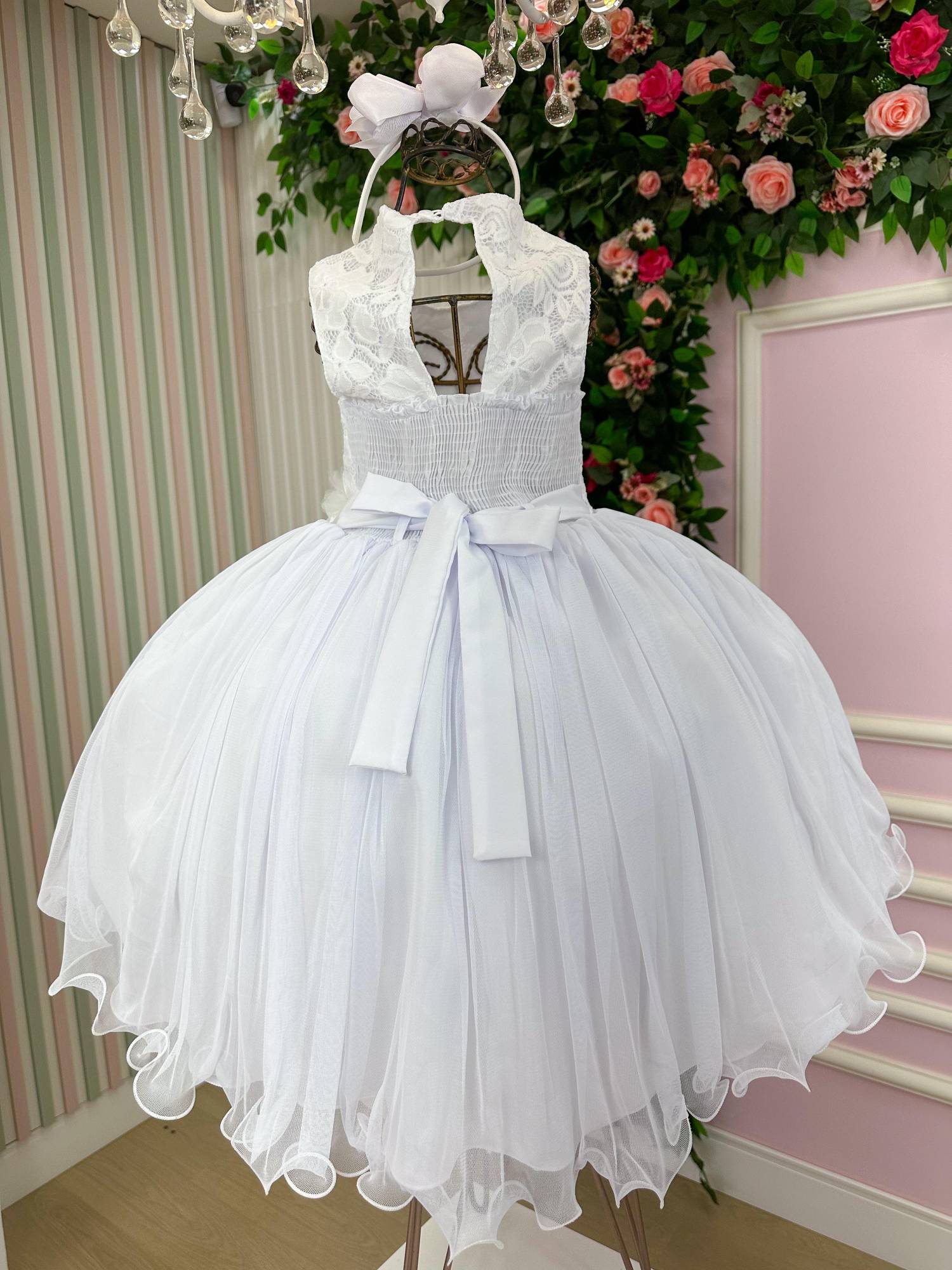 Vestido Infantil Branco em Tecido de Poliéster com Estampa de Flores