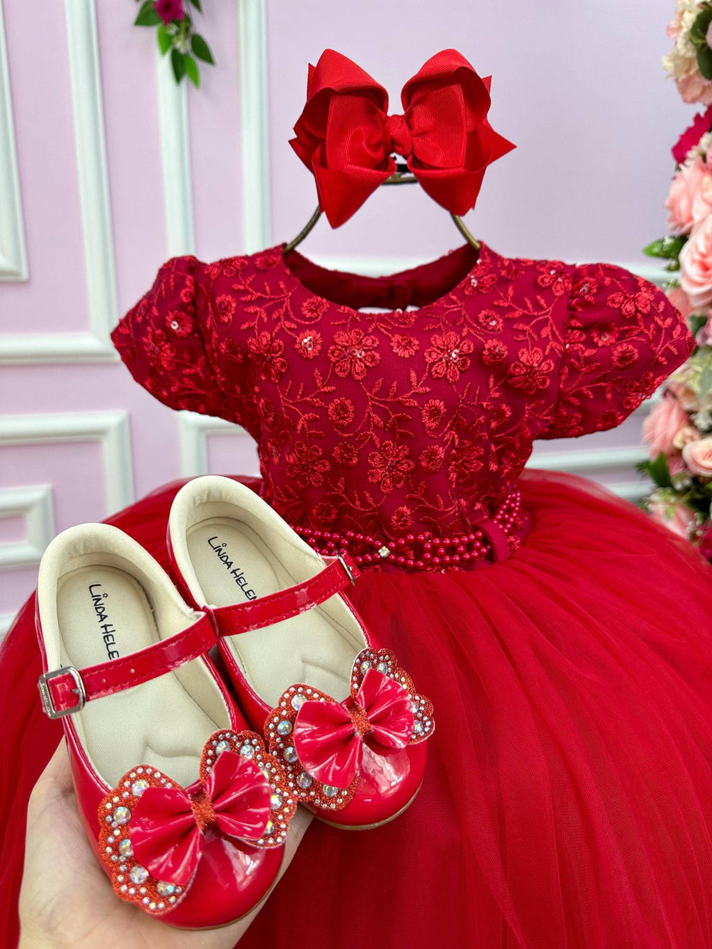 Vestido Infantil Vermelho em Tecido Tafeta com Laço e Forro Confortável