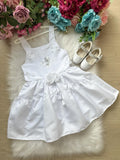 Vestido Infantil Branco em Tecido 100% Poliéster com Laço