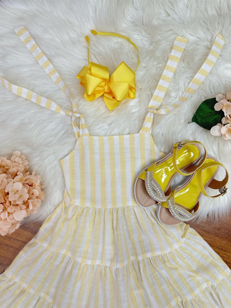 Vestido Infantil Amarelo de Alça em Algodão com Listras Brancas