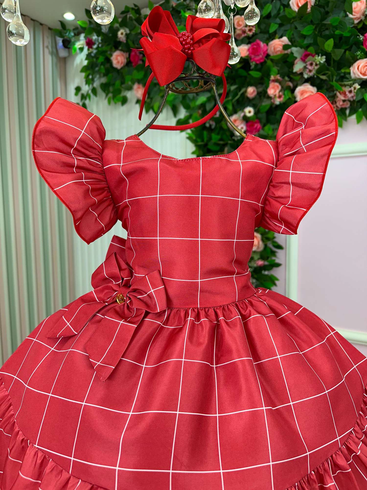 Vestido Vermelho Infantil em Poliéster com Laço e Ajuste nas Costas