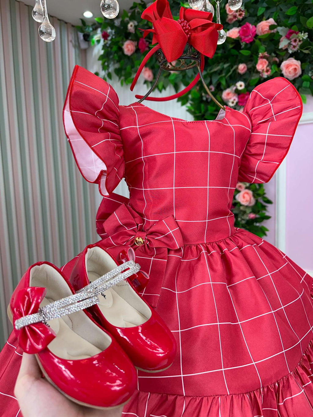 Vestido Vermelho Infantil em Poliéster com Laço e Ajuste nas Costas