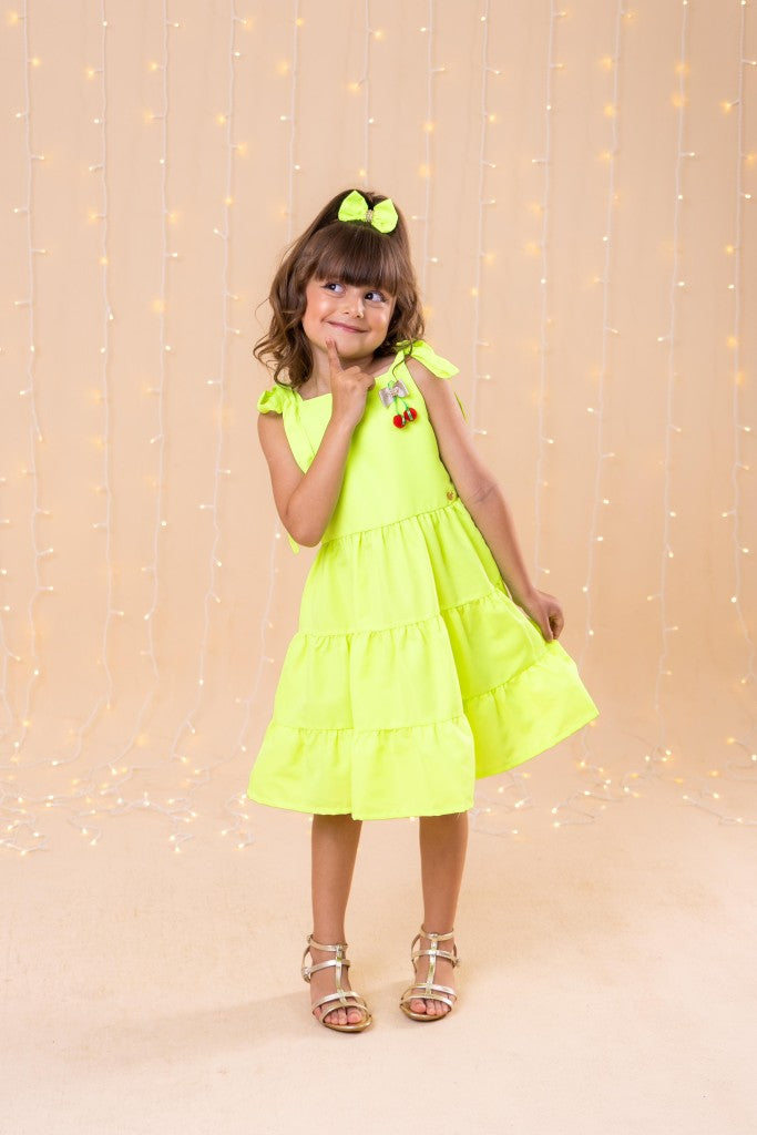 Vestido Infantil Verde Neon com Laço em Tecido 100% Poliéster