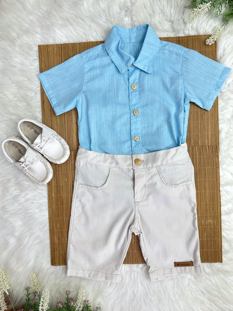 Camisa Azul Mescla e Bermuda Bege para Meninos Casual