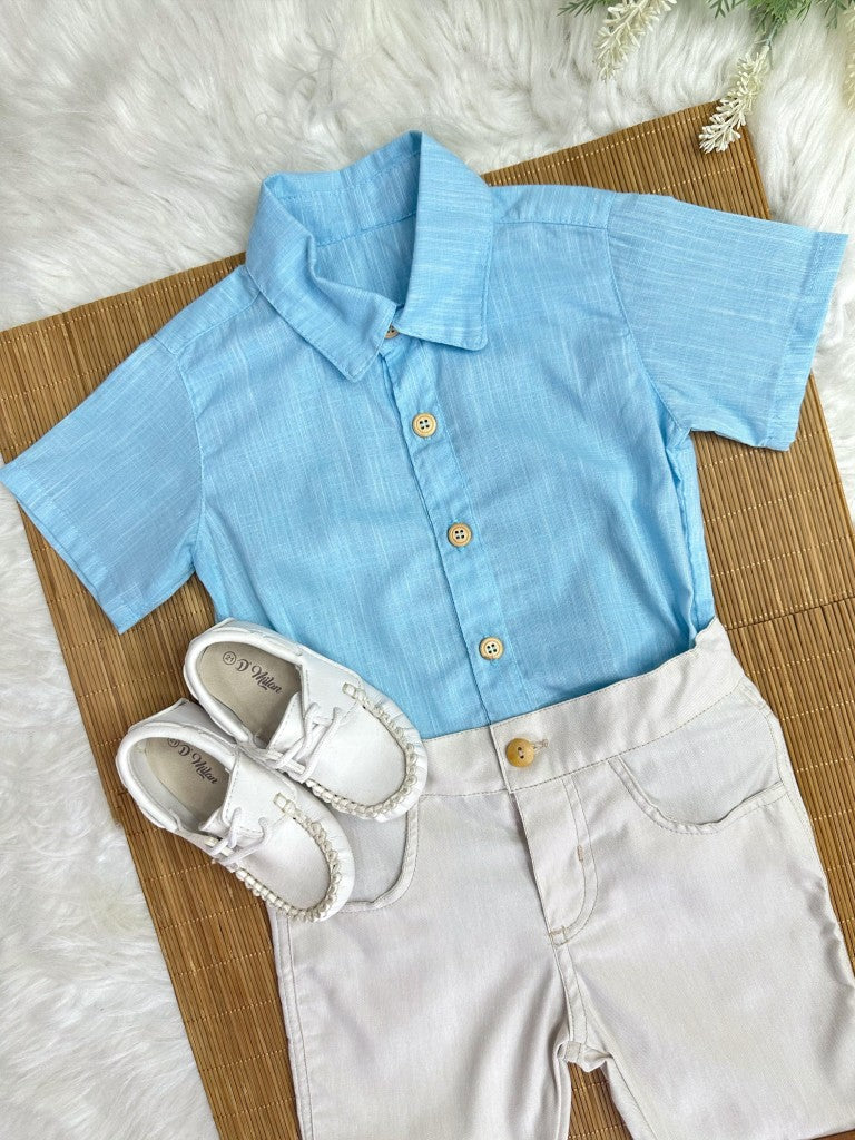 Camisa Azul Mescla e Bermuda Bege para Meninos Casual