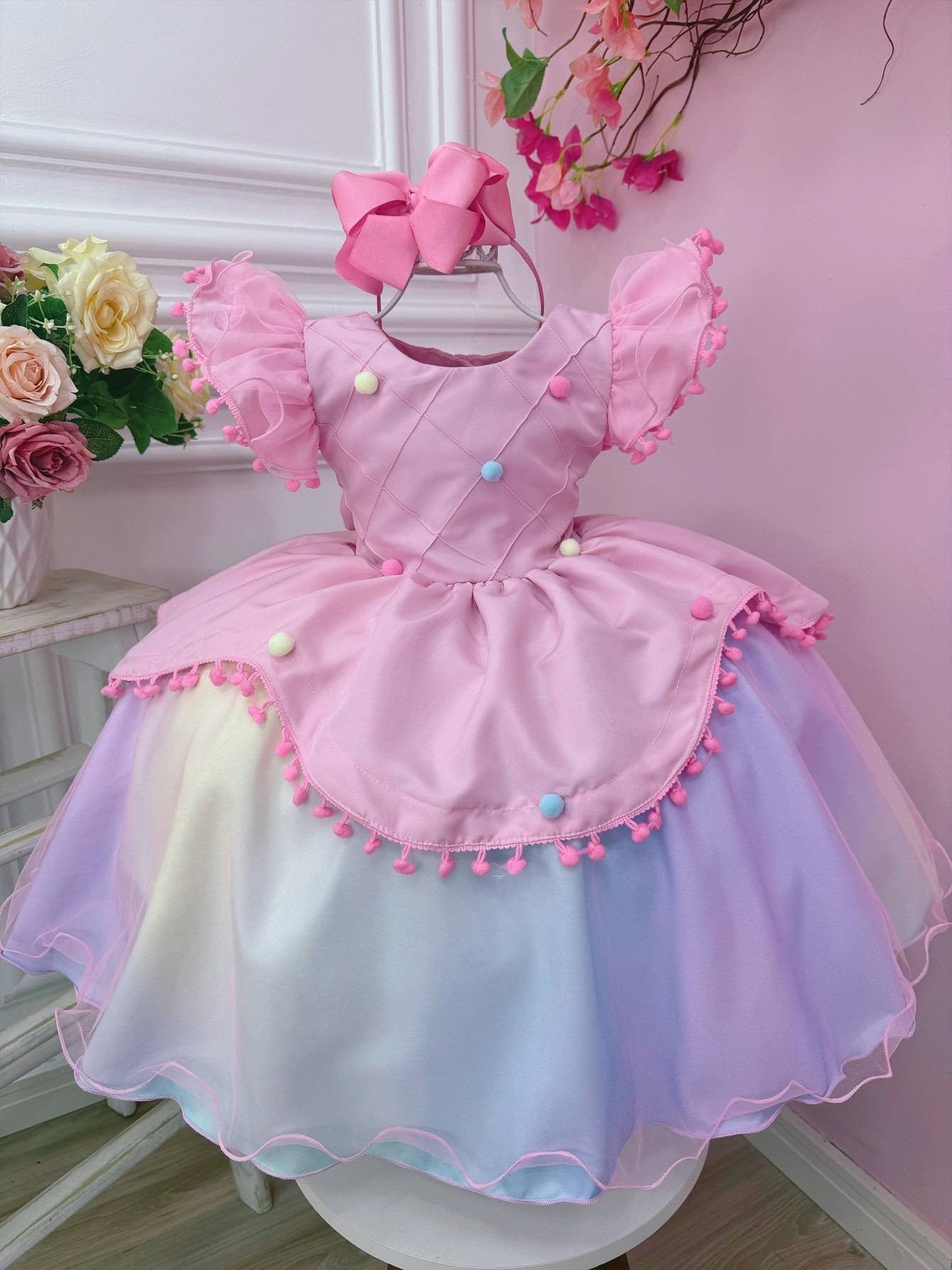 Vestido Infantil Rosa Com Estampa de Circo para Festas Coloridas