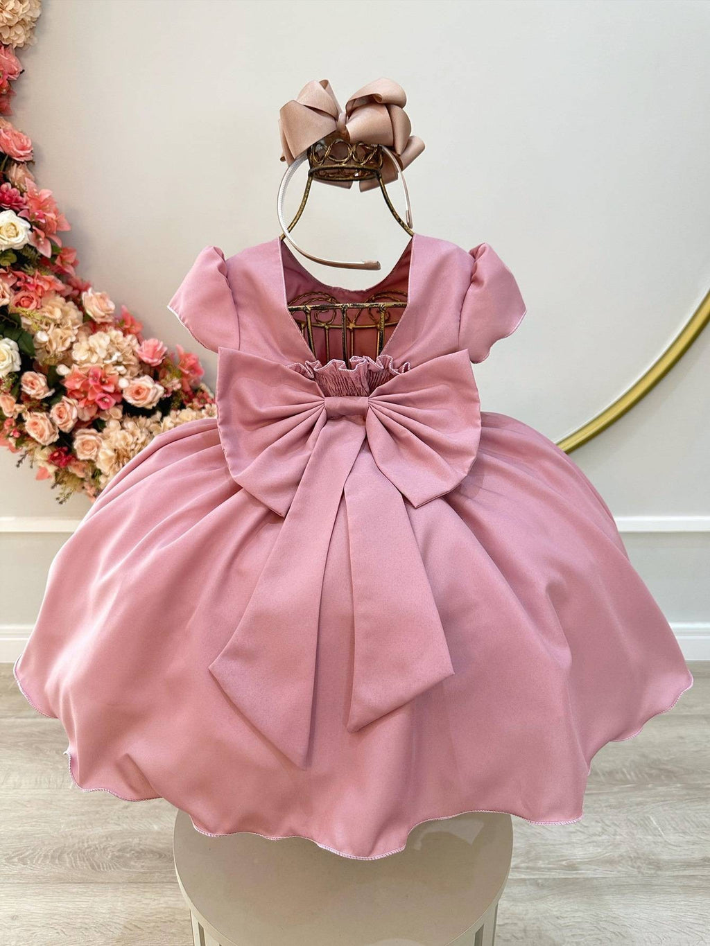 Vestido Infantil Rose com Busto Nervura e Detalhes em Pérolas para Daminha
