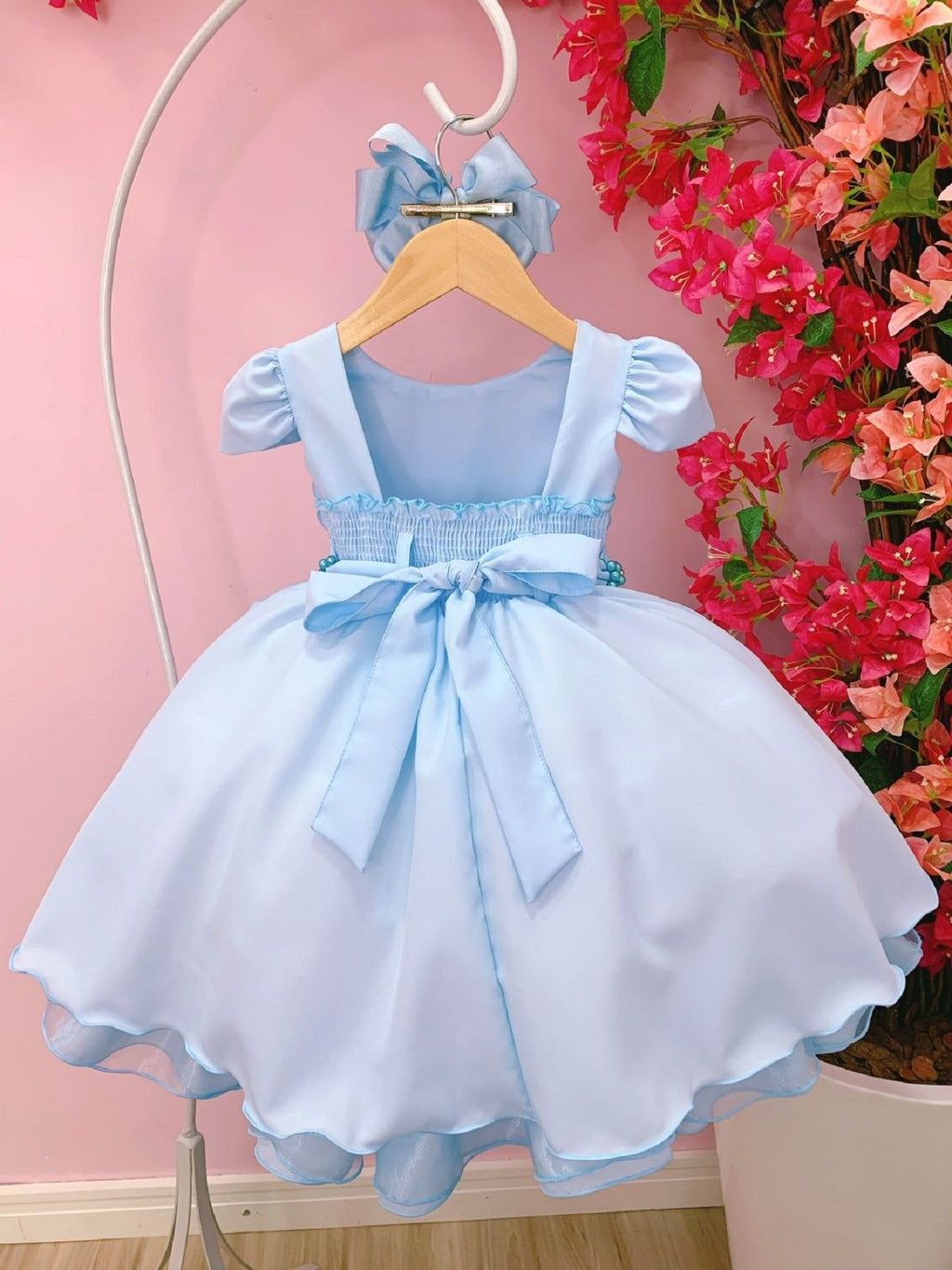 Vestido Infantil Azul Bebê com Peito Nervurado e Cinto de Pérolas
