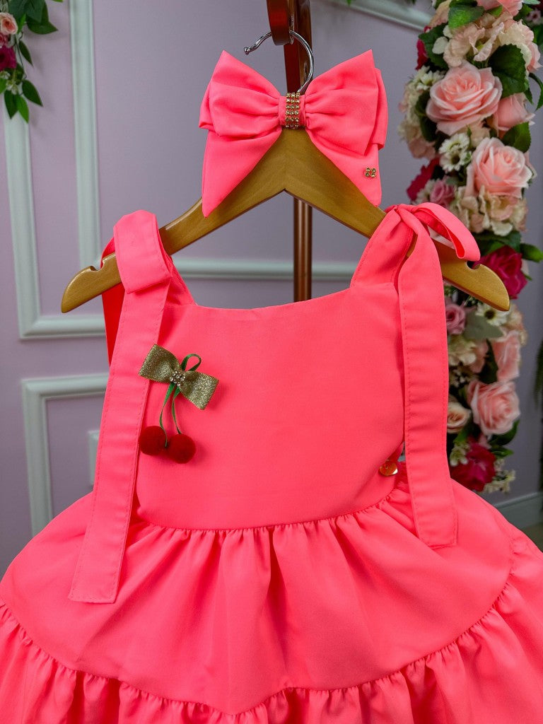 Vestido Infantil Rosa Neon com Laço e Gola Redonda