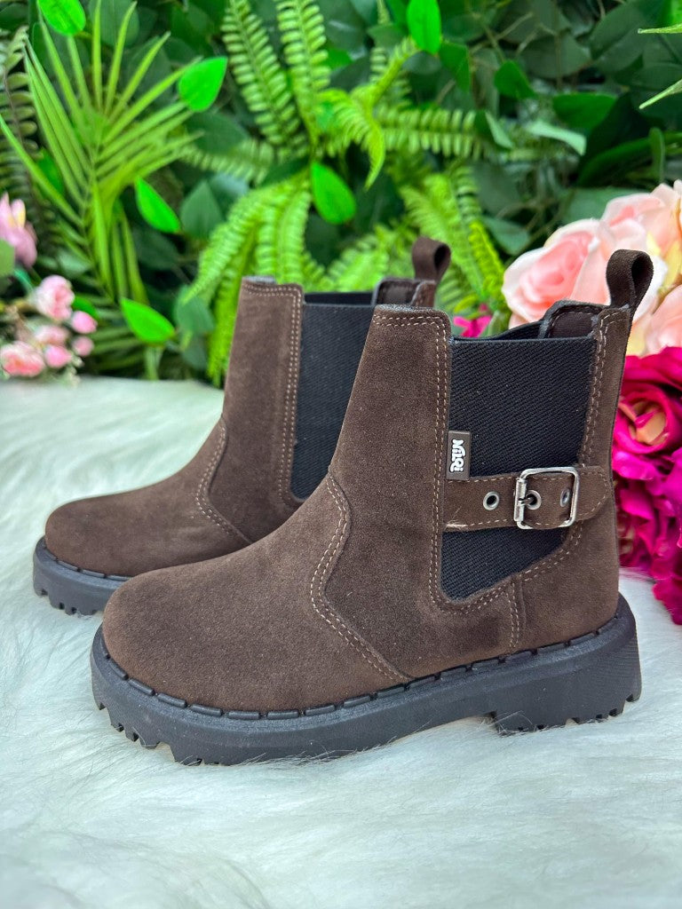 Bota Café com Sola Antiaderente e Detalhes em Strass