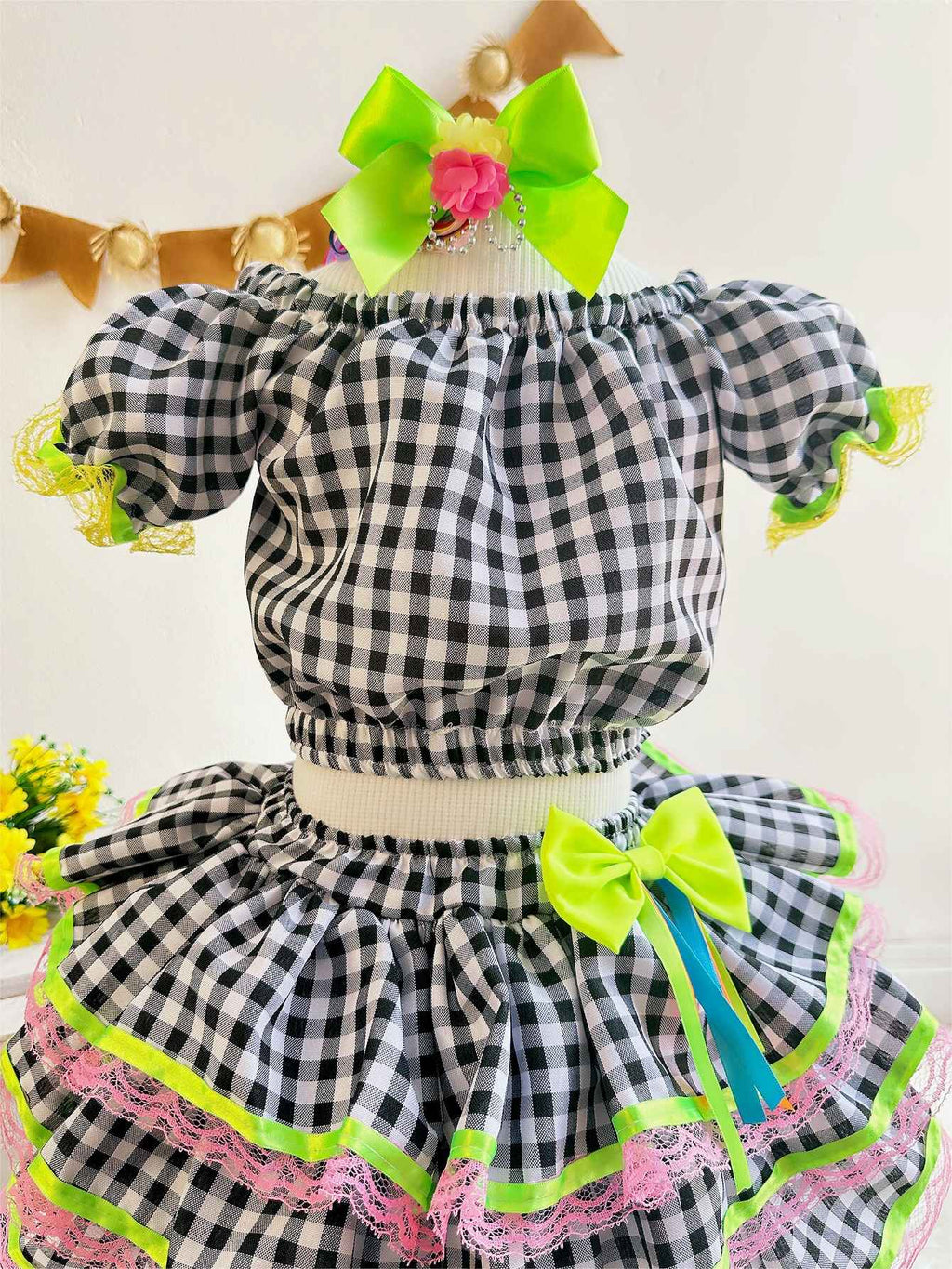 Conjunto Cropped Luxo Preto Xadrez Com Saia Para Meninas
