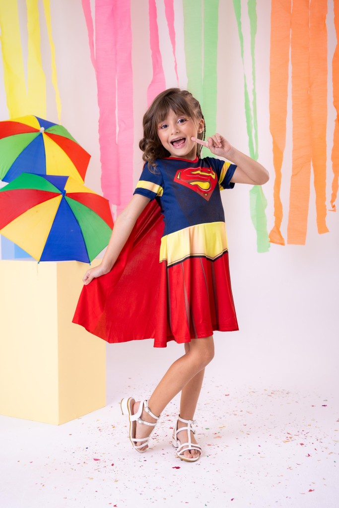 Fantasia Temática Super Girls com Tecido 100% Poliéster
