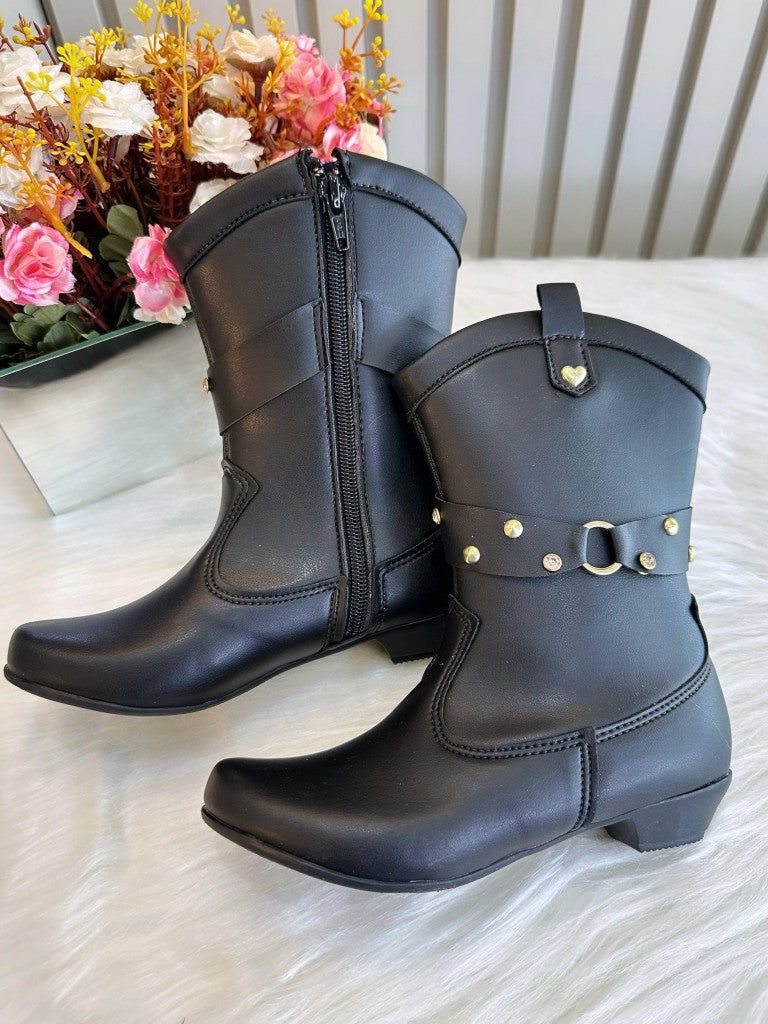 Bota Infantil em Courino Preta com Salto e Zíper para Inverno