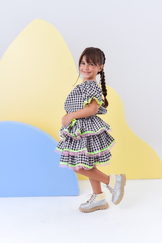 Conjunto Cropped Luxo Preto Xadrez Com Saia Para Meninas
