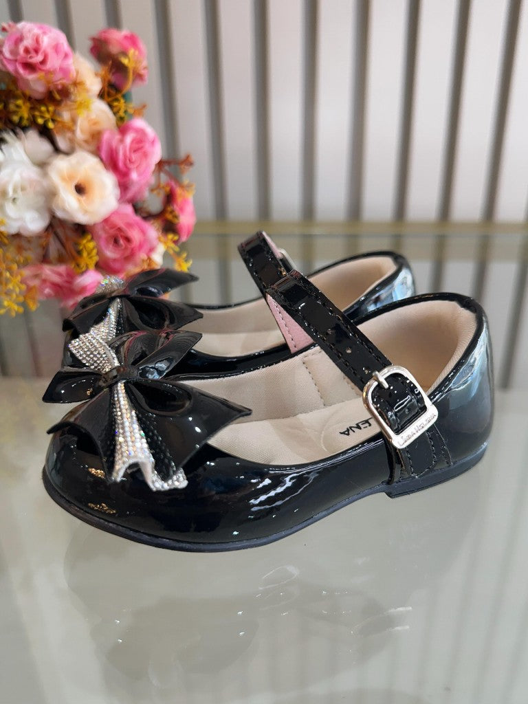 Sapatinho Preto de Verniz com Aplique de Lacinho e Strass Luxo