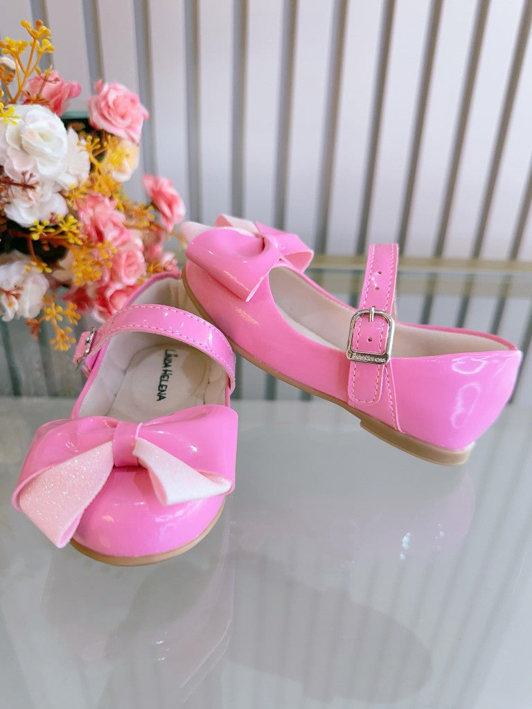 Sapatinho Rosa Chiclete de Verniz com Aplique de Lacinho para Festas