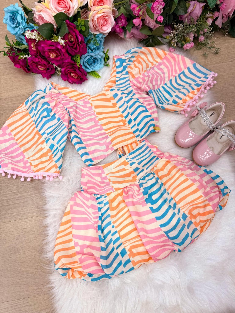 Conjunto Infantil Rosa Bebê com Blusinha e Saia Balonê