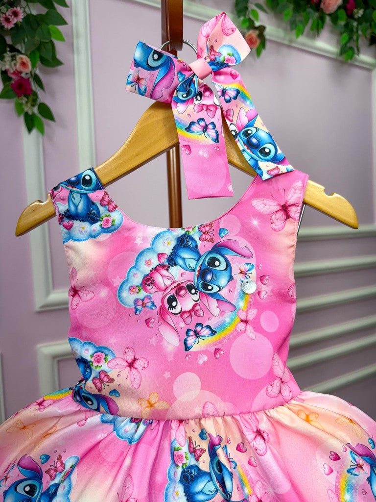 Vestido Infantil Rosa em Tecido 100% Poliéster com Temática Stitch e Angel