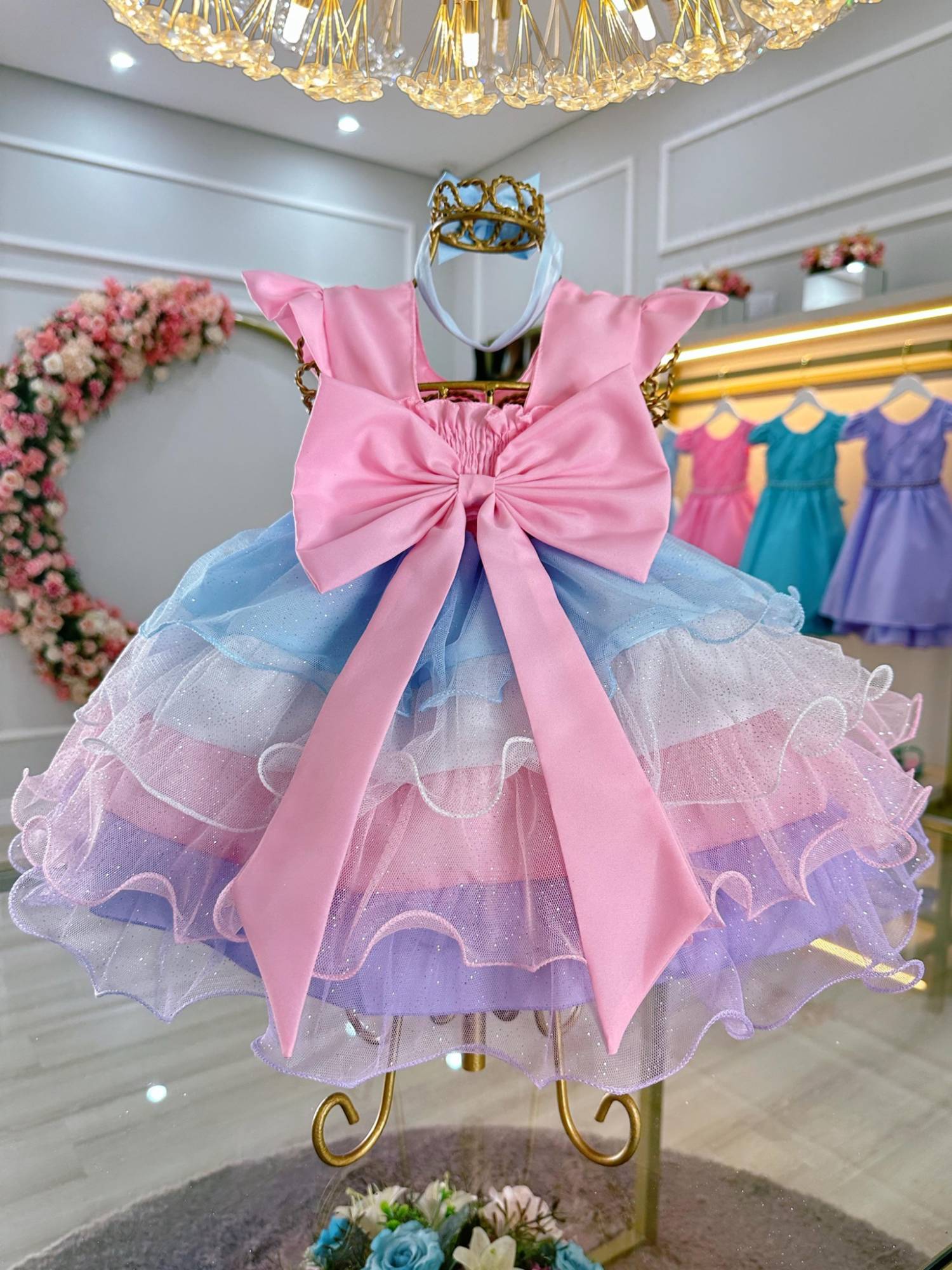Vestido Bebê Rosa Com Nervuras e Saia de Babados Coloridos