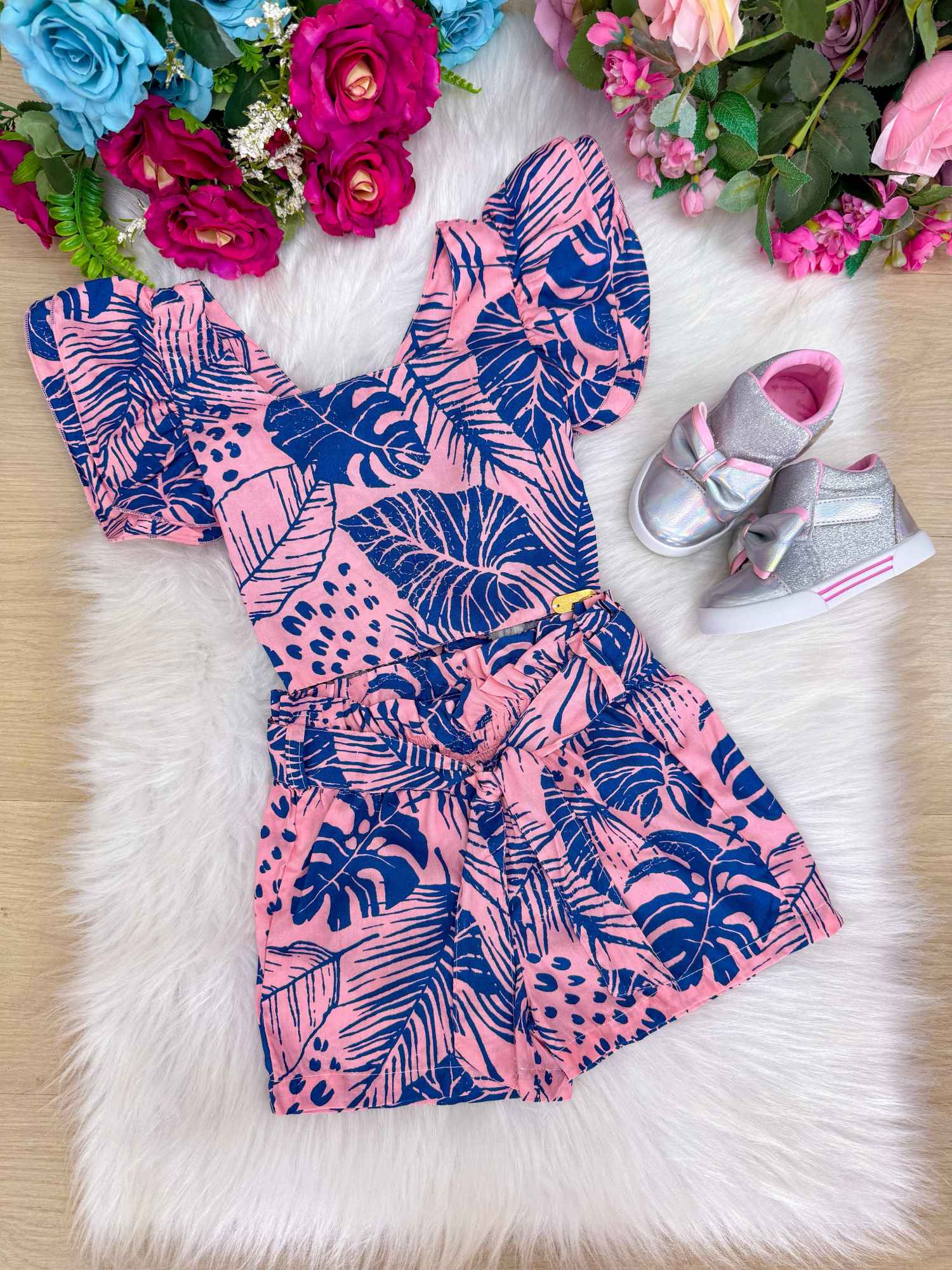 Conjunto Rosa de Viscose com Short e Cropped para o Verão