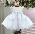 Vestido Branco Infantil de Tecido Tafeta com Laço