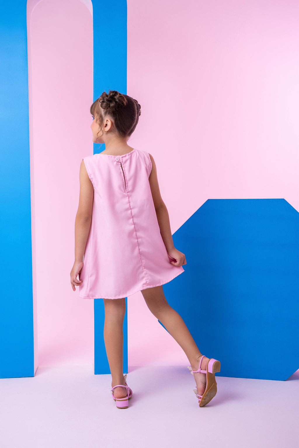 Vestido Rosa Bebê Sem Manga em Tecido Light Basic