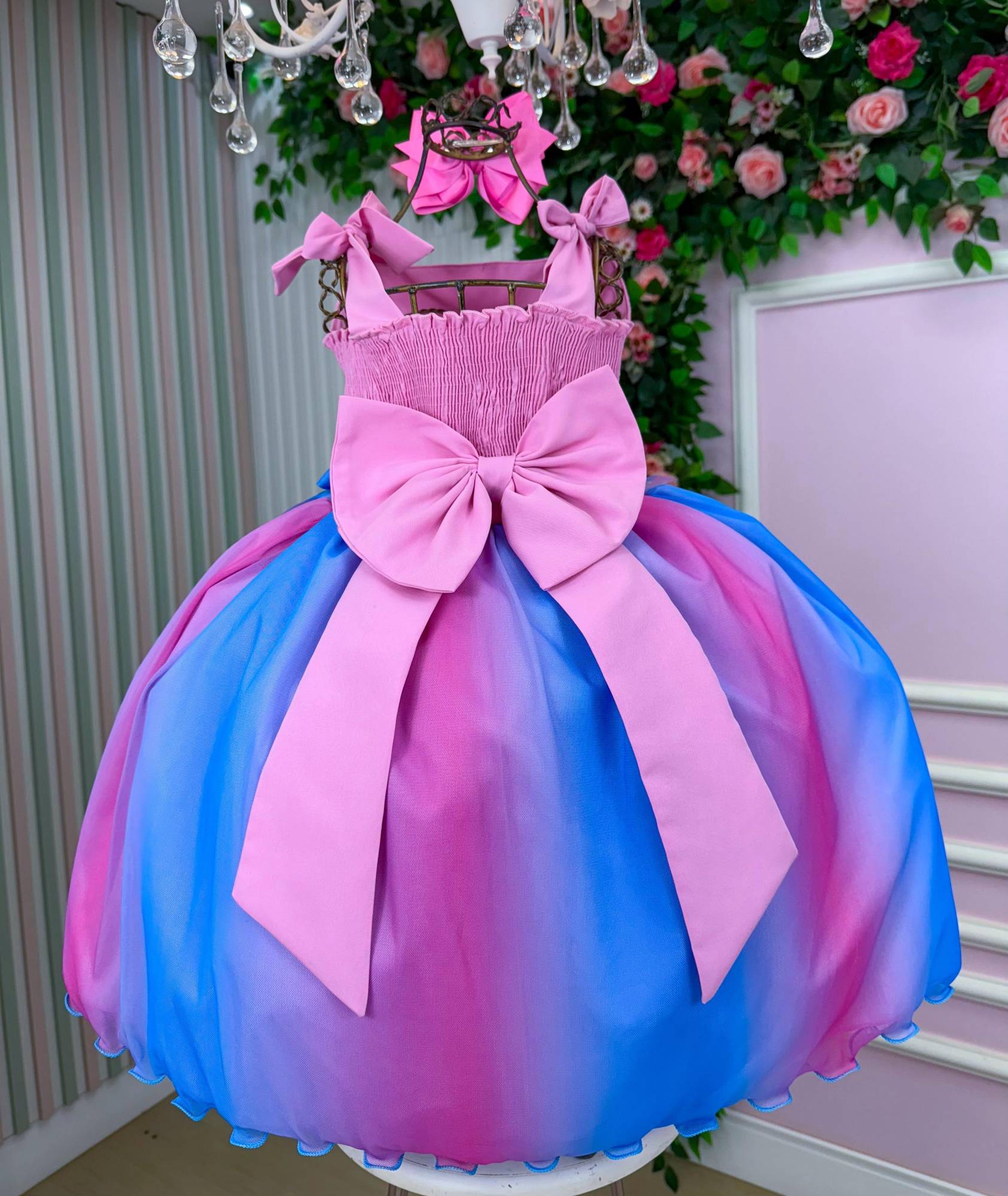 Vestido Infantil Rosa Luxo em Tecido Tafeta com Laço