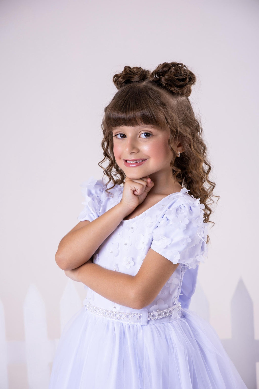 Vestido Infantil Branco em Tecido Tafeta com Laço para Meninas