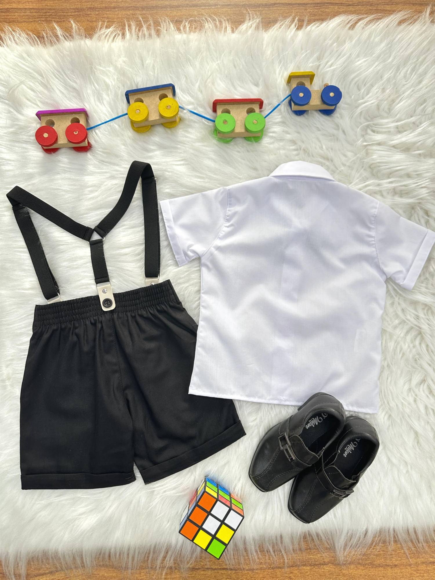 Conjunto Social Luxo para Pajem com Camisa Branca, Bermuda e Suspensório Preto