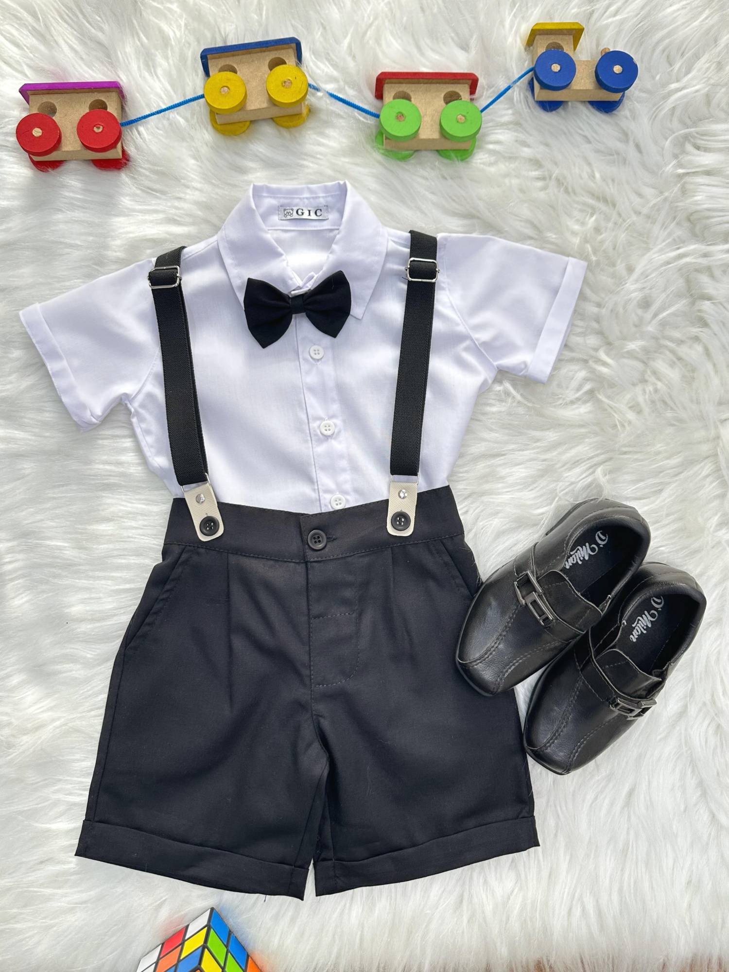 Conjunto Social Luxo para Pajem com Camisa Branca, Bermuda e Suspensório Preto