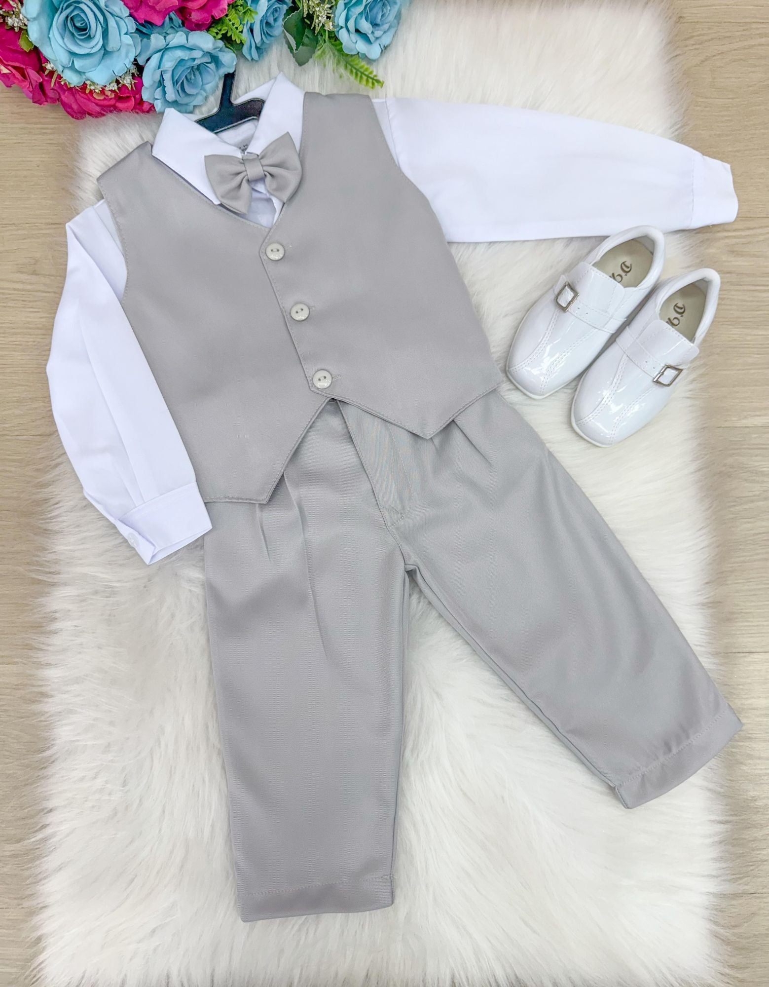 Conjunto Social Cinza Claro com Colete em Microfibra e Twill