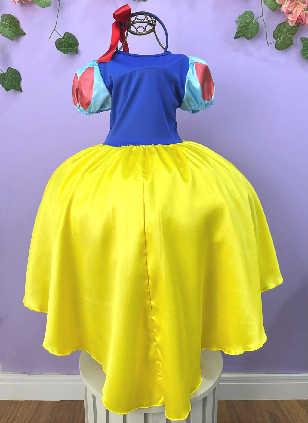 Fantasia Infantil Branca de Neve com Tiara e Capa Amarela