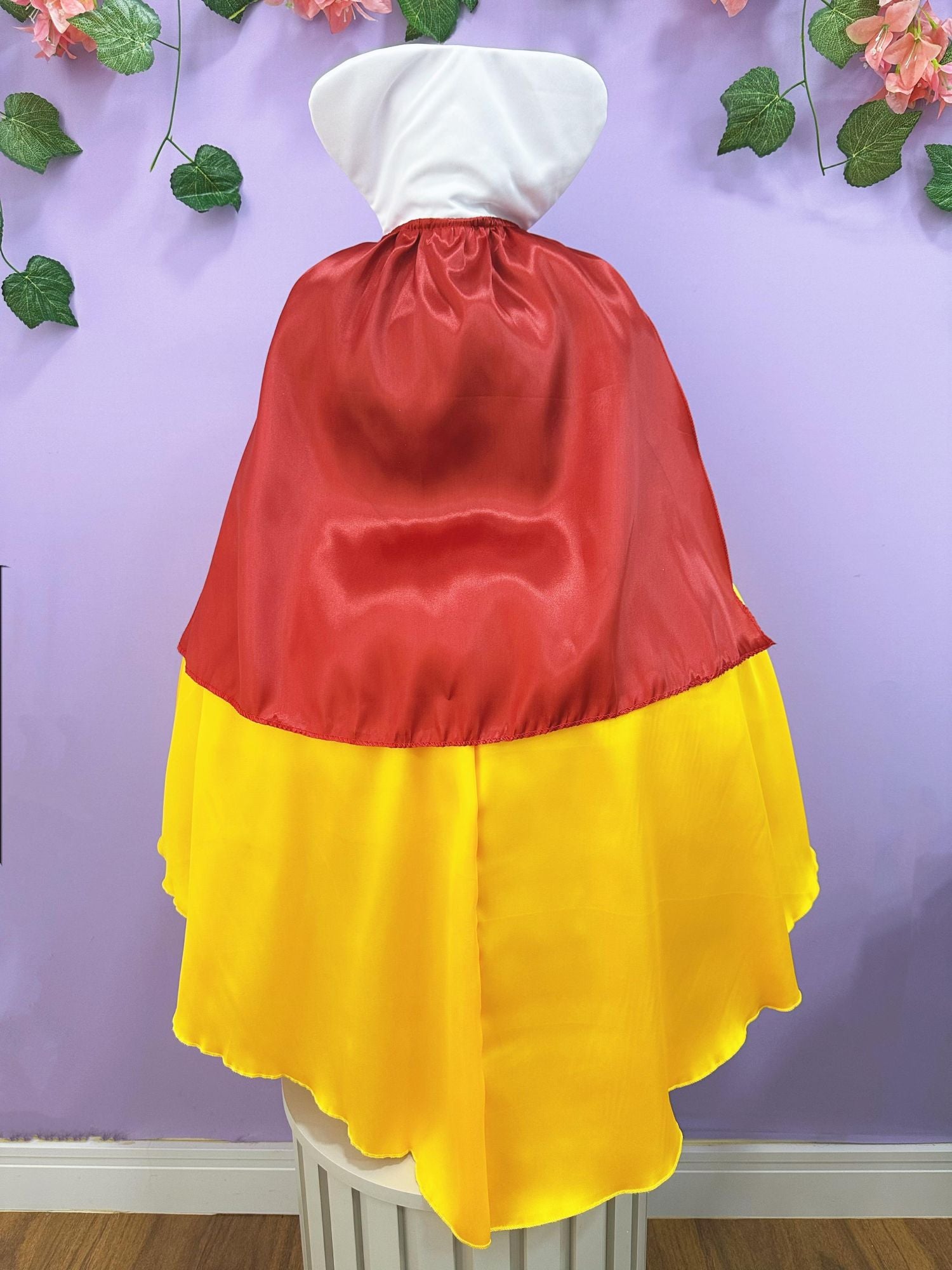 Fantasia Infantil Branca de Neve com Tiara e Capa Amarela