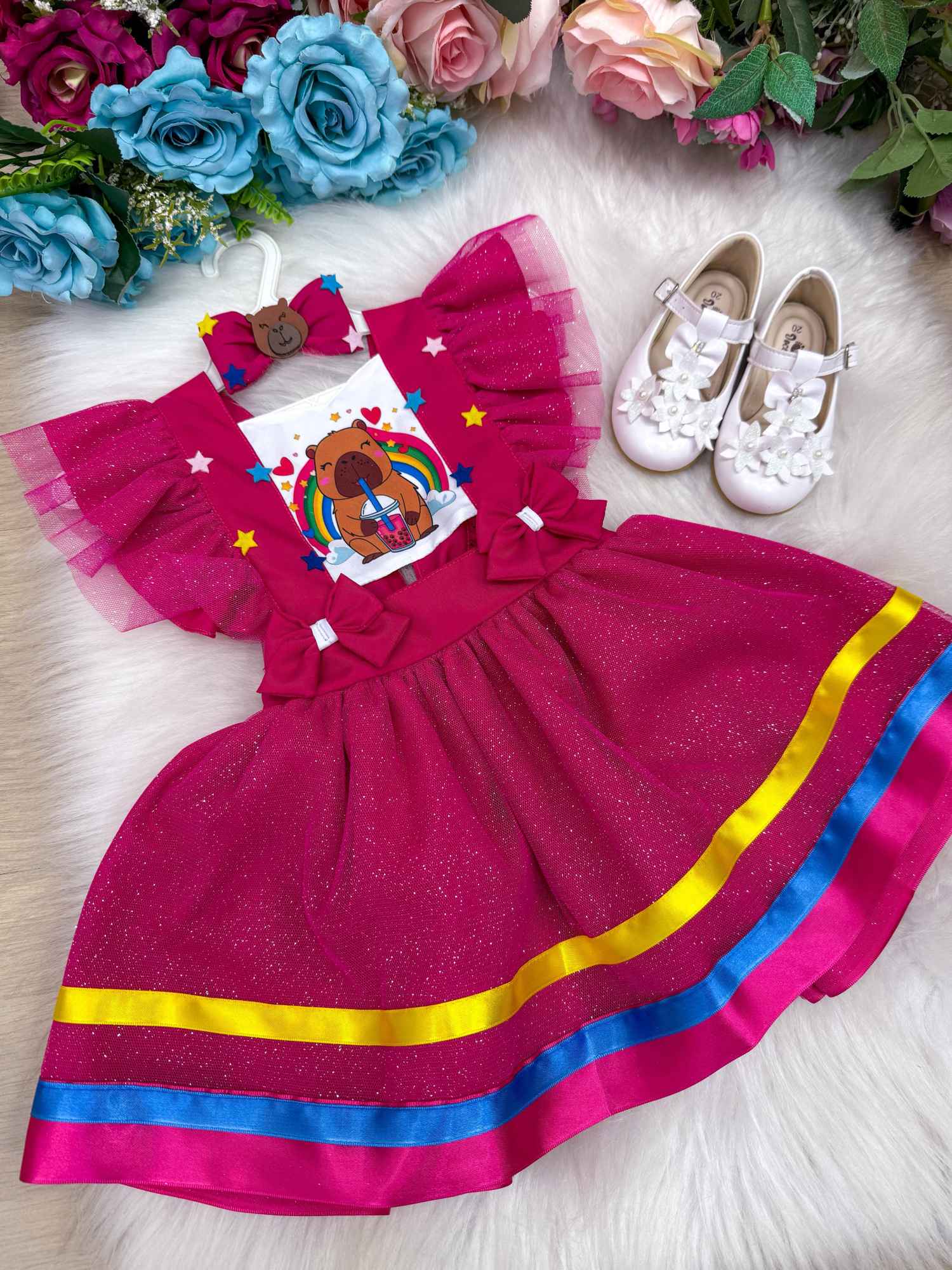 Vestido Temático Capivara em Tecido 100% Poliéster para Meninas de 03 Meses a 2 Anos