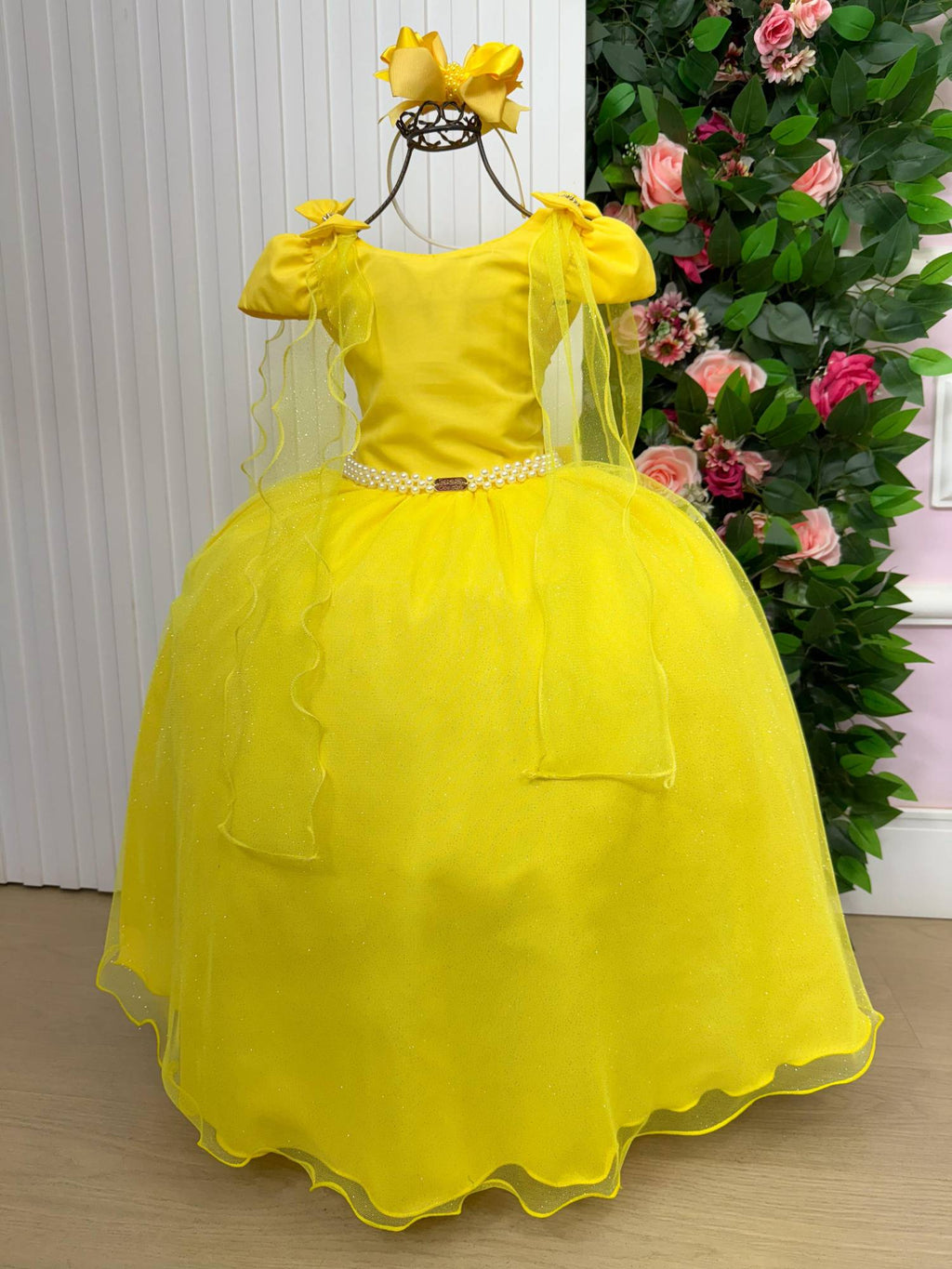 Vestido Longo Amarelo com Laço e Tule para Festas