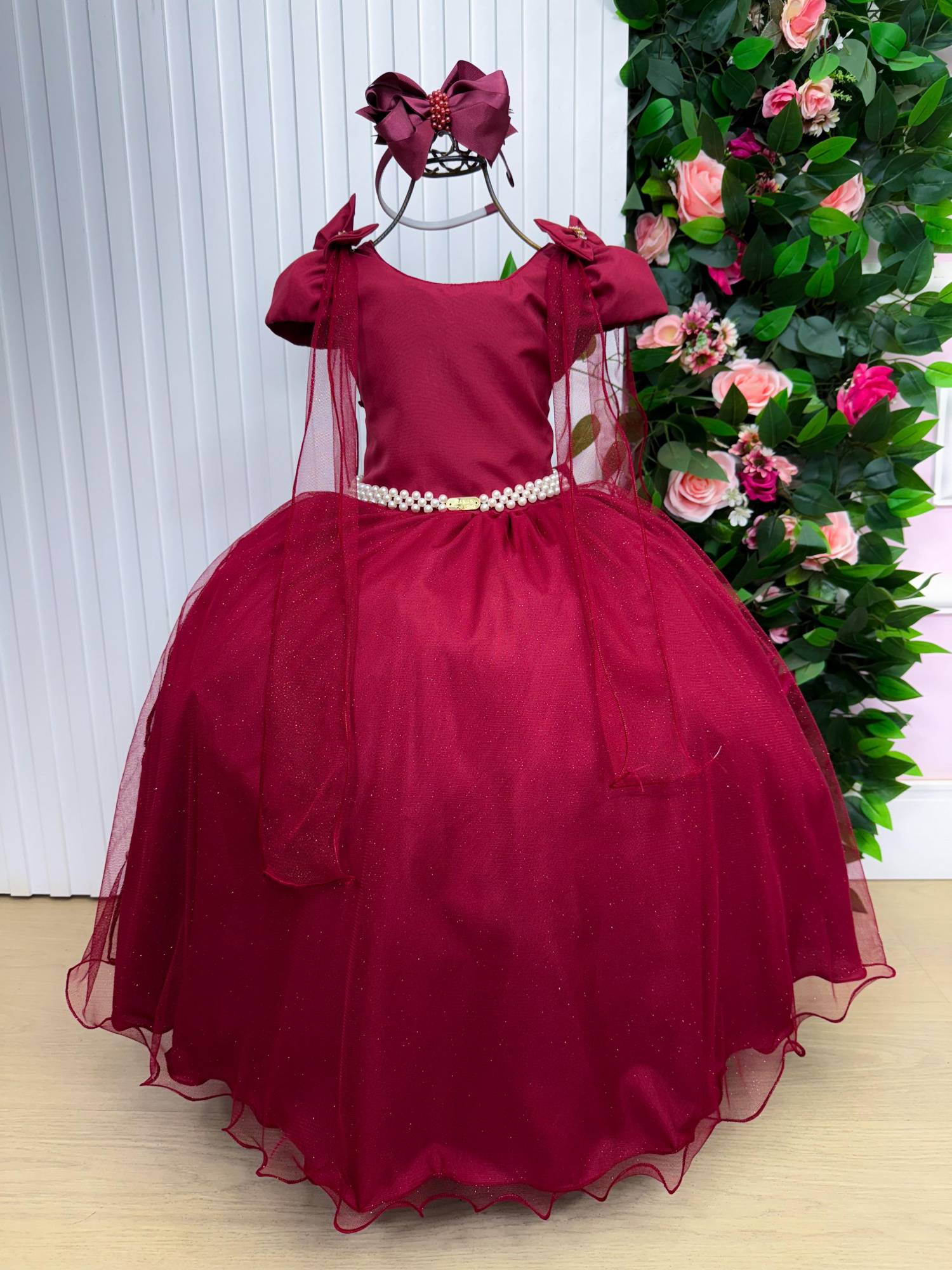 Vestido Longo Marsala em Tecido Techno Sport com Laço e Tule