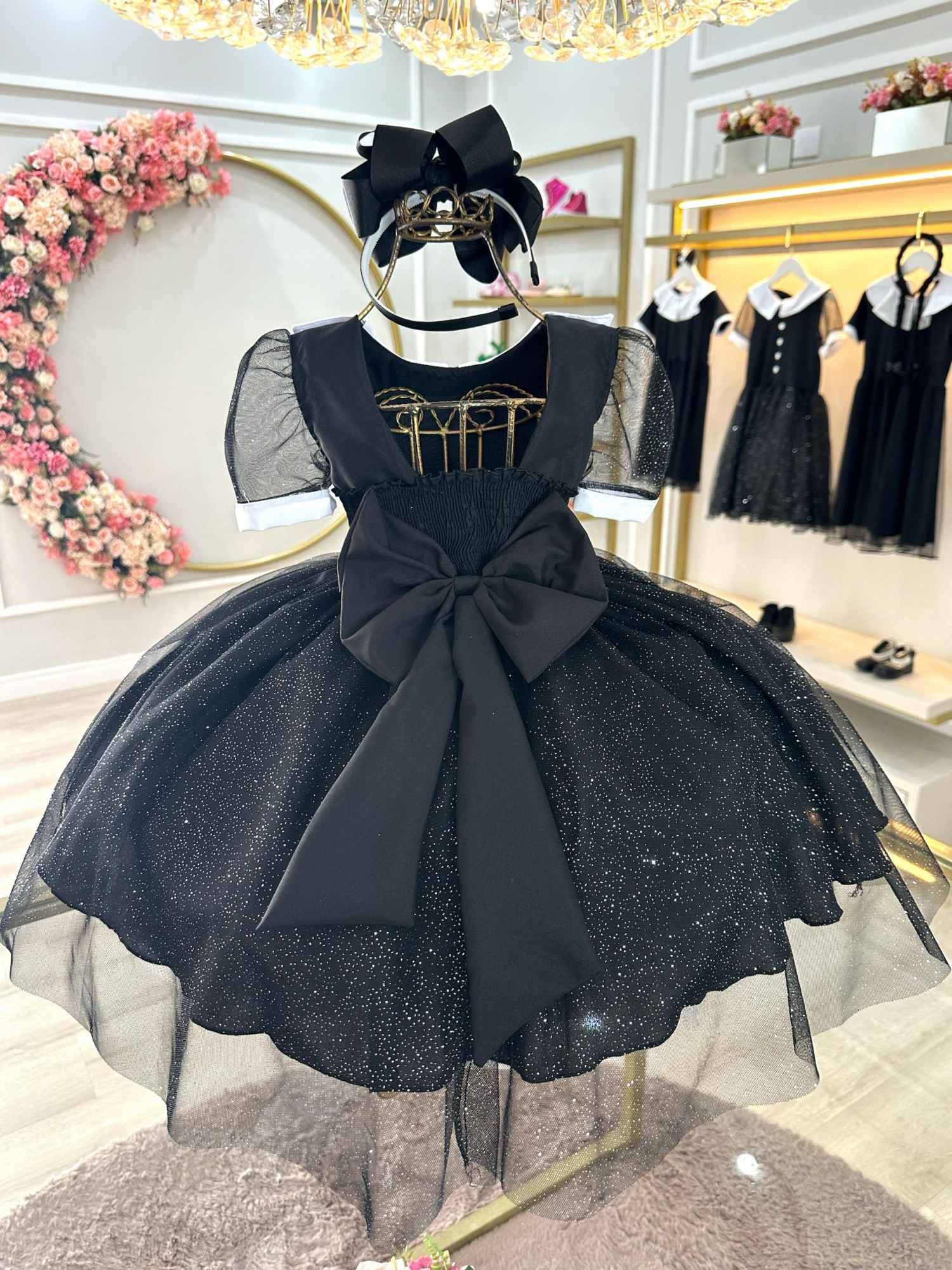 Vestido Infantil Preto para Fantasia de Wandinha Addams em Festas