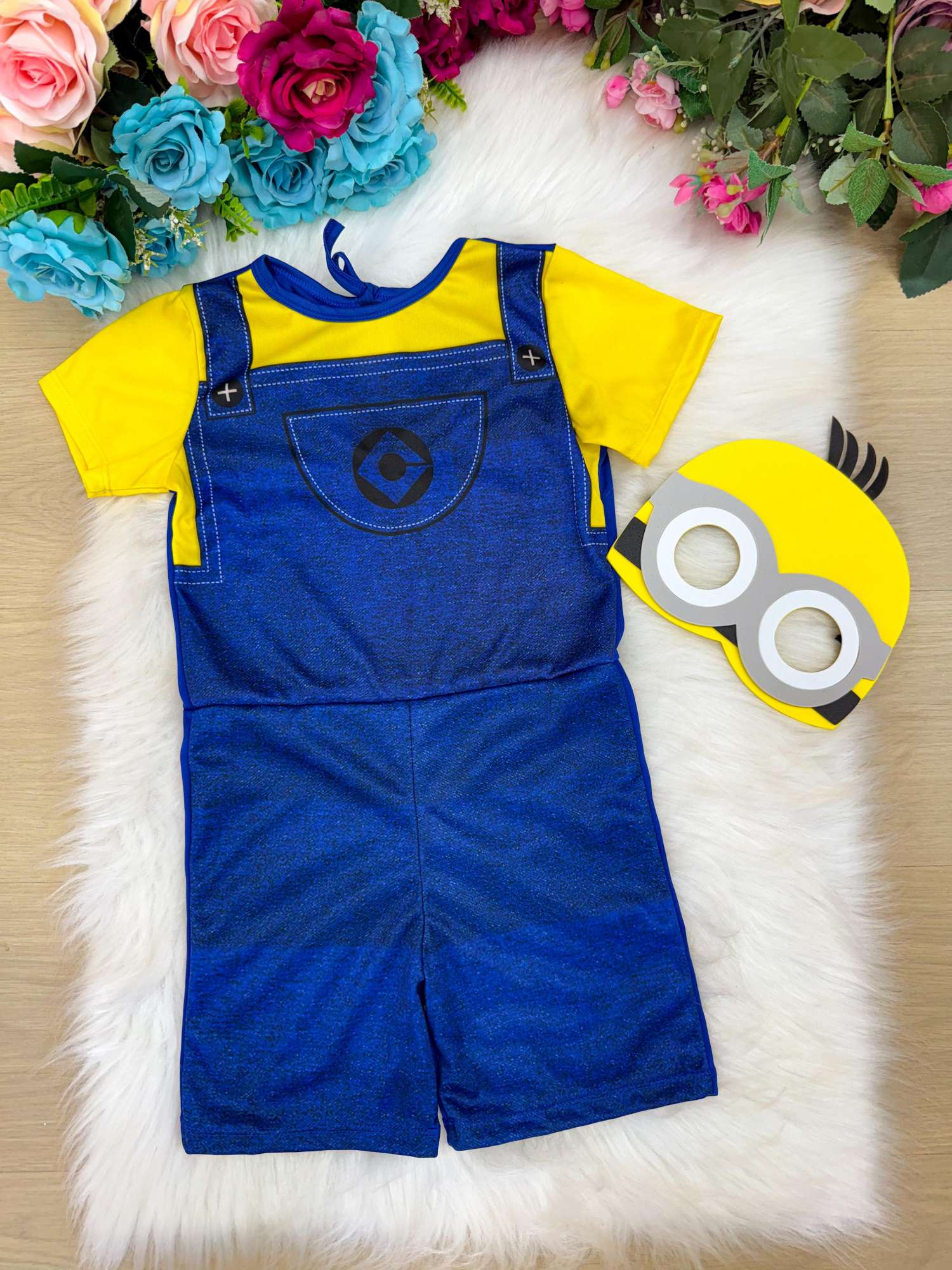 Fantasia Minions com Macacão Jeans Azul e Máscara Exclusiva