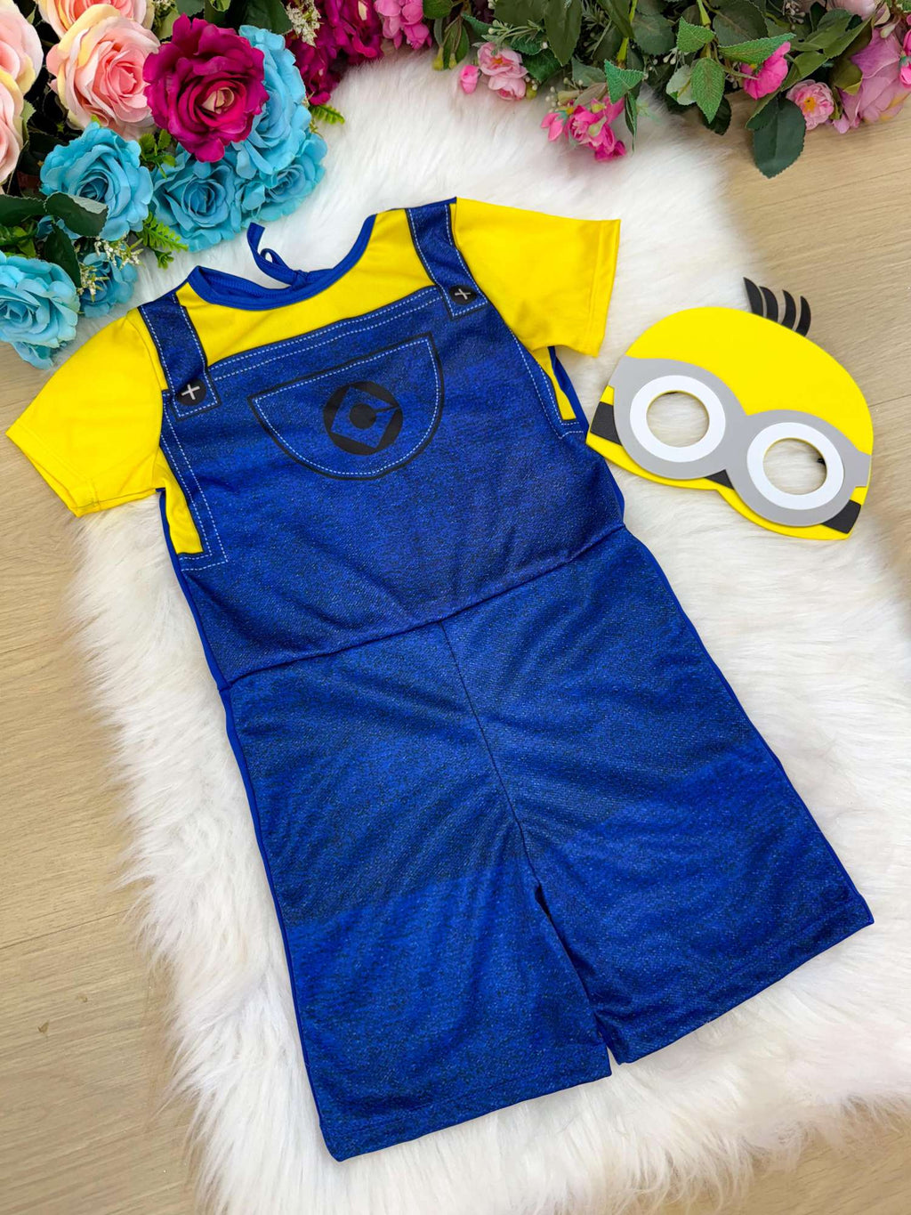 Fantasia Minions com Macacão Jeans Azul e Máscara Exclusiva